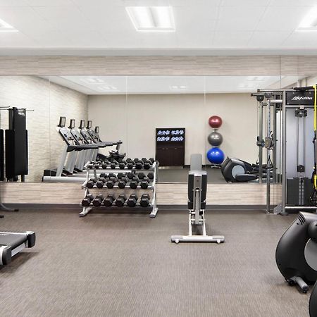Courtyard By Marriott Wayne Fairfield Hotel Bagian luar foto