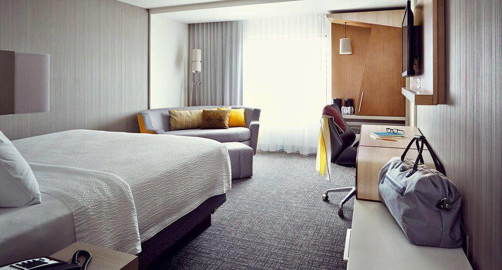 Courtyard By Marriott Wayne Fairfield Hotel Bagian luar foto